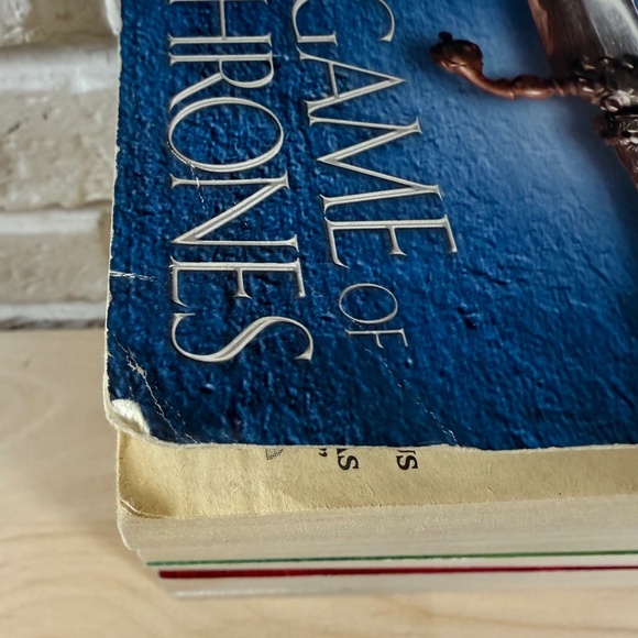 Game of Thrones Series Books 1 - 5 George R.R. Martin in Paperback GUC - Picture 7 of 8
